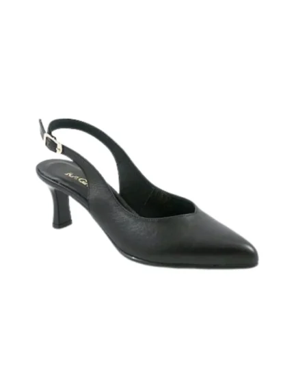 ragazza-086 mauro img1